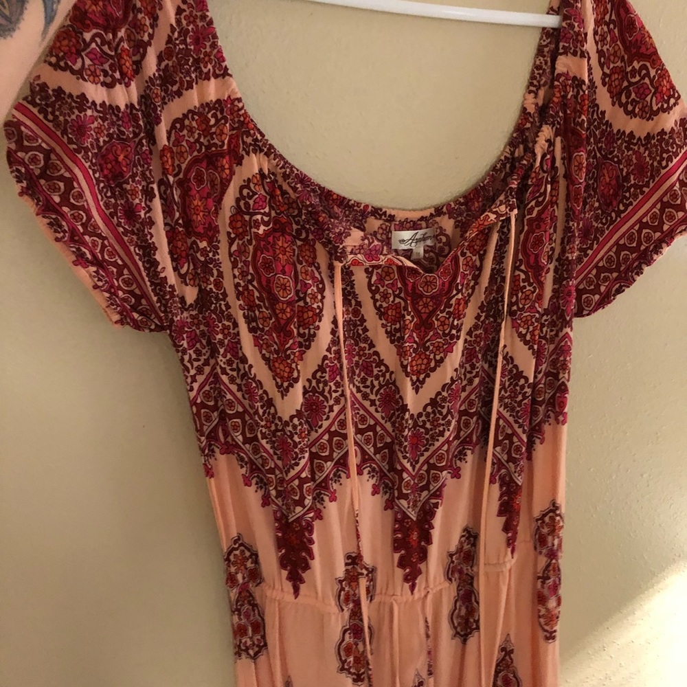 Arnhem Off the shoulder dress (size 14)